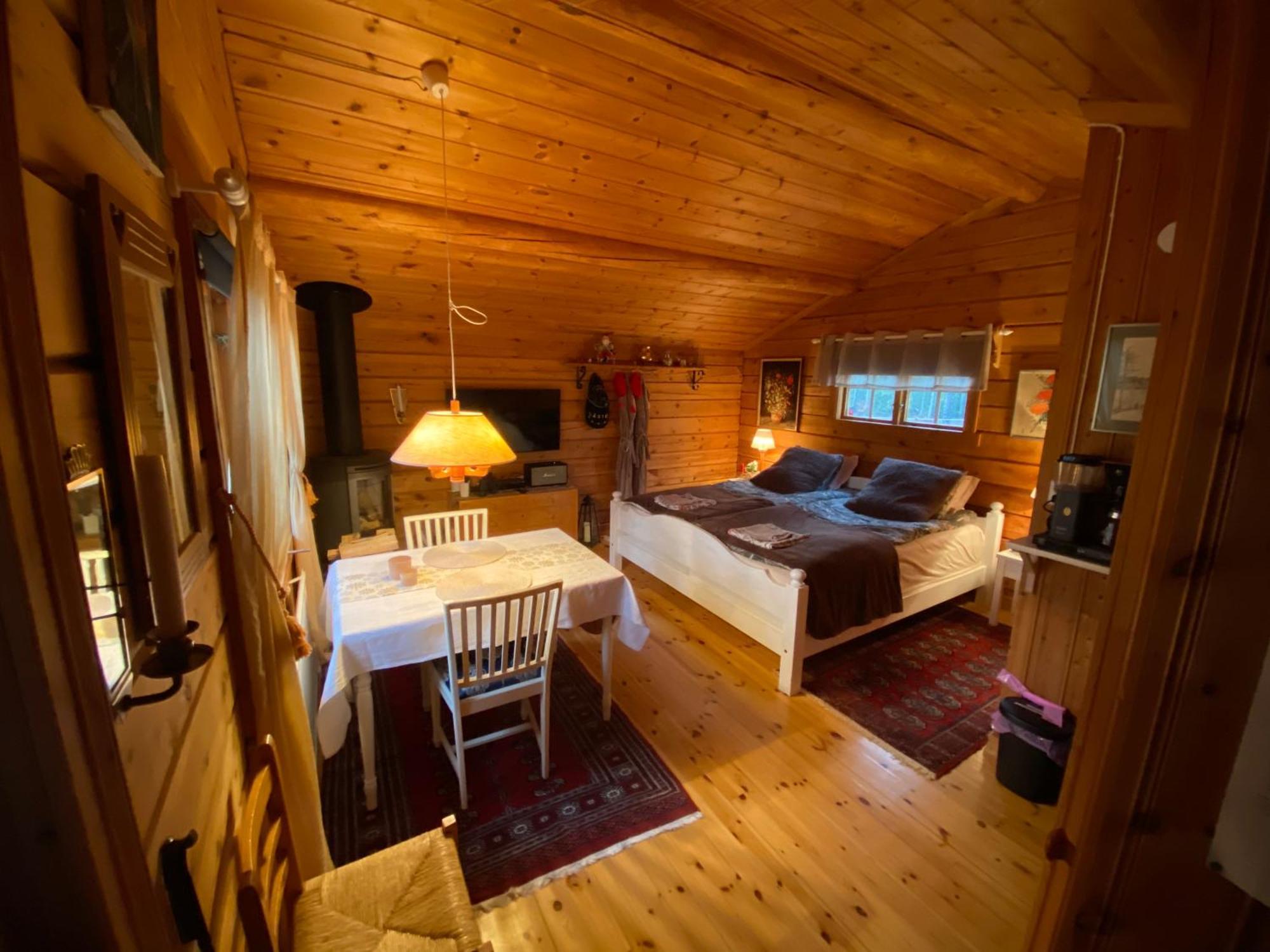 Timrad Stuga I Kanten Av Skogen Med Spa Moejlighet มุลเคอ ภายนอก รูปภาพ